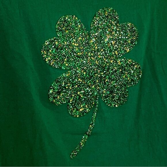 Guess Shamrock Bling Tee Size Large - Picture 5 of 10